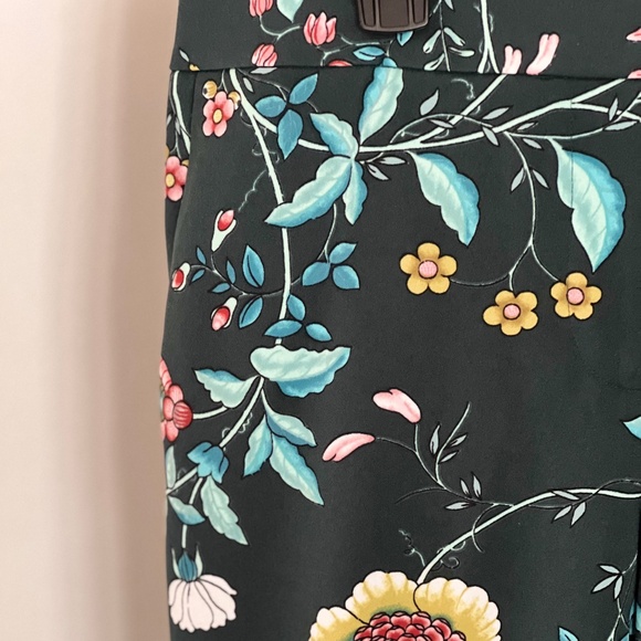 NWT Ann Taylor LOFT Women's Green Vine Floral Fluid Trouser Pants Size 8 Petite - Picture 4 of 13